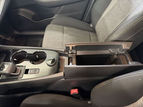 Used 2023 Nissan Rogue SV image 22