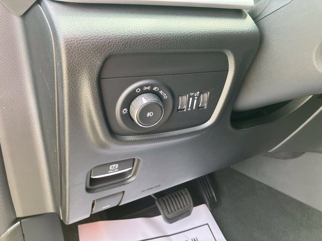 New 2026 Jeep Grand Cherokee Limited AWD/4WD image 14