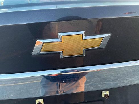 Used 2015 Chevrolet Cruze LT image 24