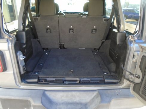 Used 2021 Jeep Wrangler Unlimited Sport AWD/4WD image 19