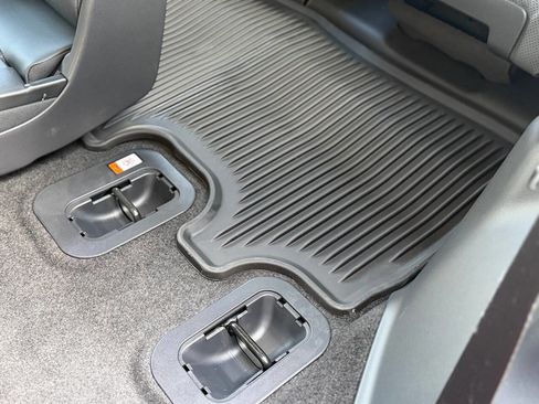 Used 2024 Lexus GX 550 image 47