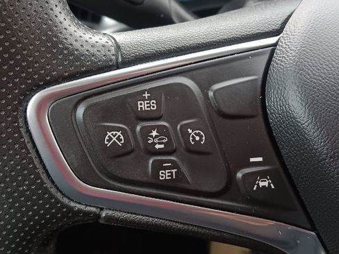 Used 2022 Chevrolet Malibu LT image 17