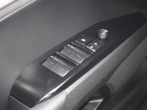 Used 2025 Toyota Camry LE FWD image 13
