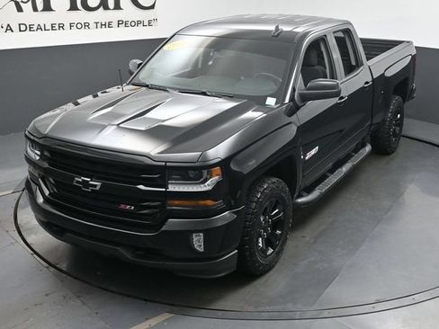 Used 2018 Chevrolet Silverado 1500 LT w/ Midnight Edition AWD/4WD image 63