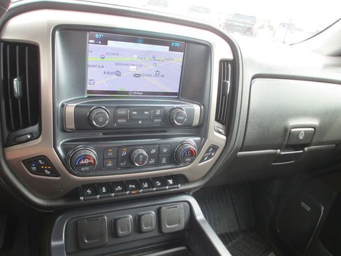 Used 2019 GMC Sierra 2500 Denali w/ Duramax Plus Package AWD/4WD image 35