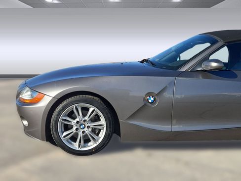 Used 2004 BMW Z4 3.0i image 18
