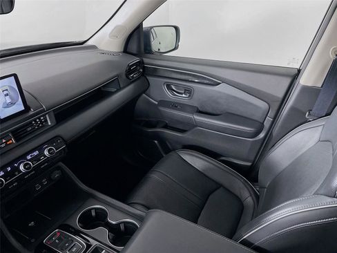 Used 2023 Honda Pilot Elite image 30