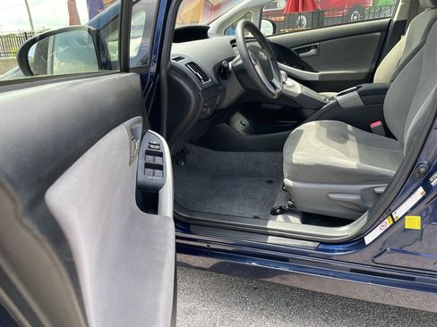 Used 2012 Toyota Prius Three FWD image 14