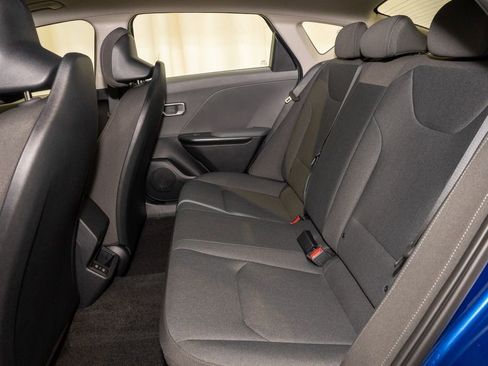 New 2025 Kia K4 LXS image 8