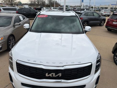 Used 2022 Kia Telluride EX w/ EX Premium Package image 28