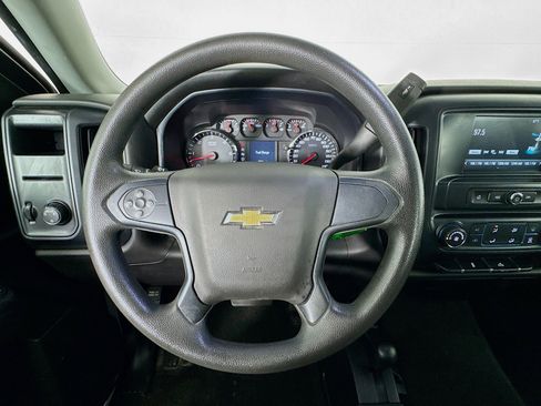 Used 2018 Chevrolet Silverado 1500 Custom w/ Custom Value Package AWD/4WD image 11