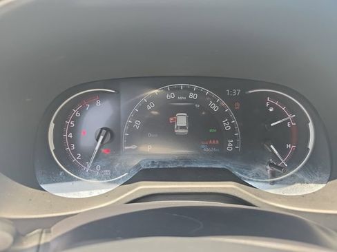 Used 2025 Toyota RAV4 XLE Premium FWD image 20