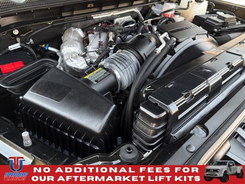 Used 2024 GMC Sierra 2500 AT4X w/ AT4X AEV Edition AWD/4WD image 17