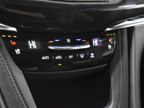 Certified 2024 Cadillac XT6 Premium Luxury w/ Technology Package AWD/4WD image 22