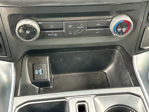 Used 2022 Ford F150 XL w/ STX Appearance Package RWD image 17