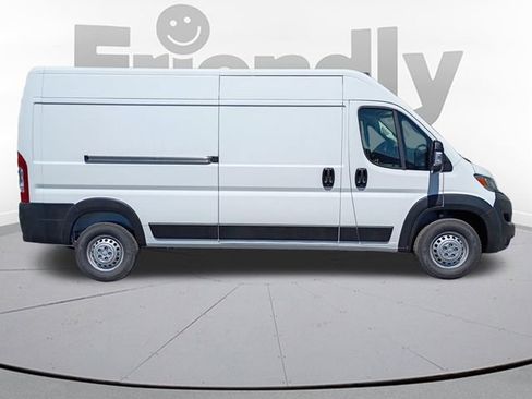 New 2026 RAM ProMaster 2500 w/ Convenience Group FWD image 4