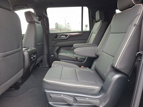 New 2026 GMC Yukon XL Elevation image 5