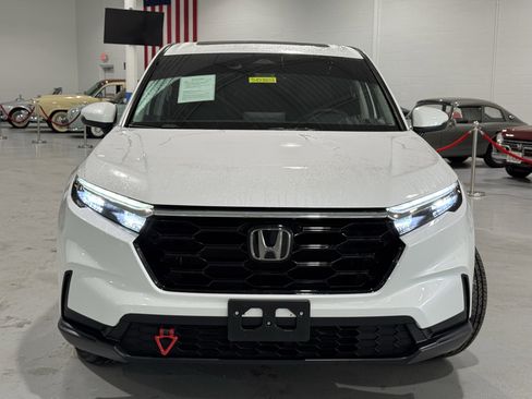 Used 2025 Honda CR-V EX image 18