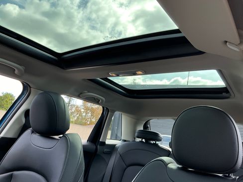 Used 2023 MINI Cooper S image 29