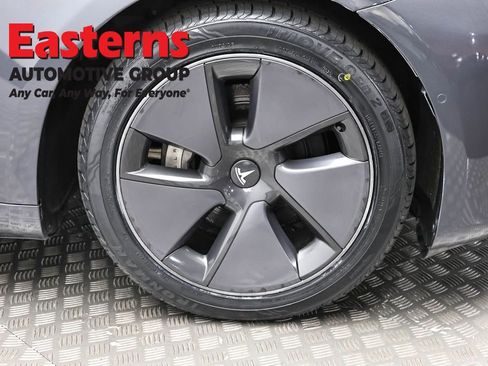 Used 2021 Tesla Model 3 Long Range AWD/4WD image 25