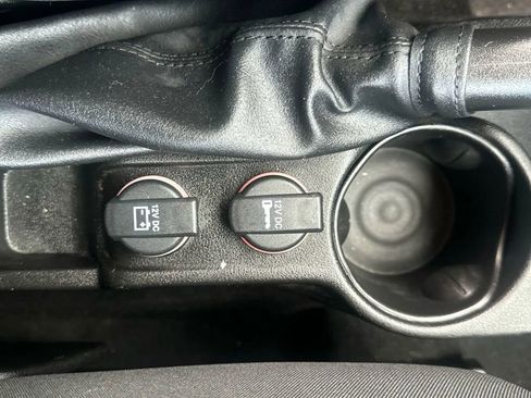 Used 2022 RAM ProMaster City Tradesman image 14