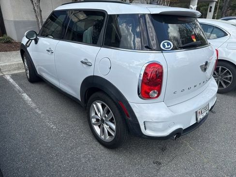 Used 2014 MINI Cooper Countryman S image 6