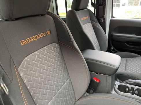 New 2026 Jeep Gladiator Mojave image 43