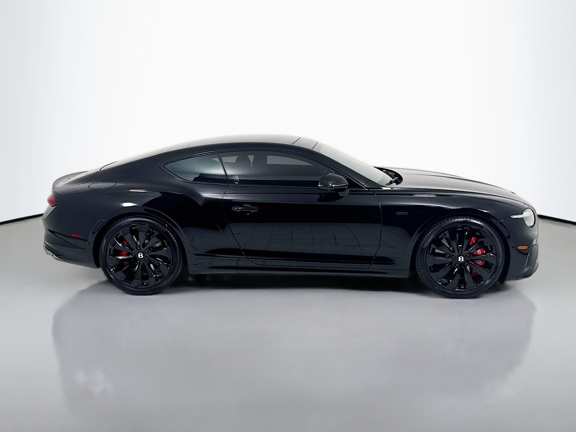 Used 2025 Bentley Continental GT AWD/4WD image 9