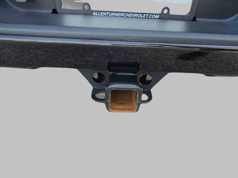 Used 2022 Chevrolet Silverado 1500 High Country w/ High Country Premium Package image 9