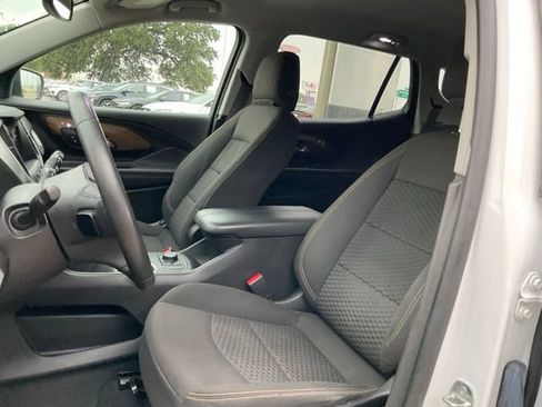 Used 2021 GMC Terrain SLE FWD image 12