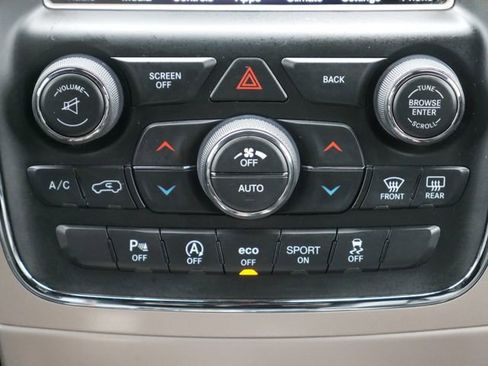 Used 2017 Jeep Grand Cherokee Limited image 20