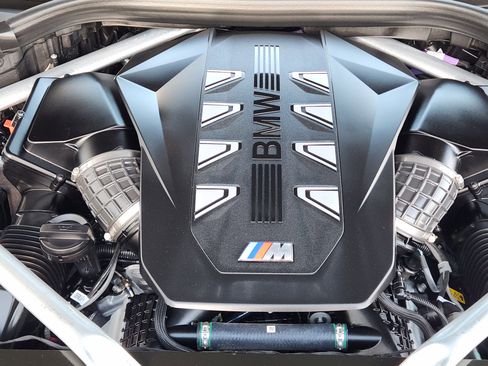 Used 2026 BMW X7 M60i image 33