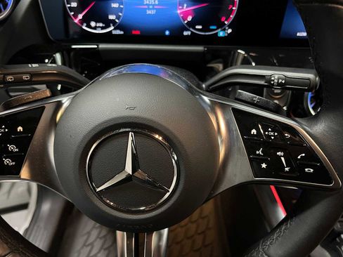 Certified 2025 Mercedes-Benz GLA 250 4MATIC image 25