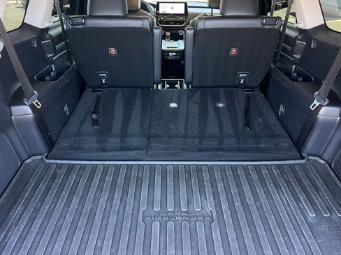 Certified 2024 Toyota Grand Highlander AWD image 15