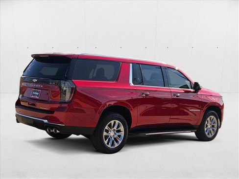 New 2025 Chevrolet Suburban Premier image 2