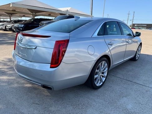 Used 2015 Cadillac XTS Luxury image 7
