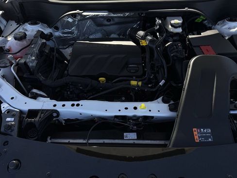 New 2026 Chevrolet Trax ACTIV w/ Sunroof Package image 28