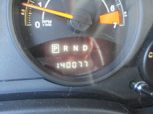 Used 2015 Jeep Patriot Latitude image 13