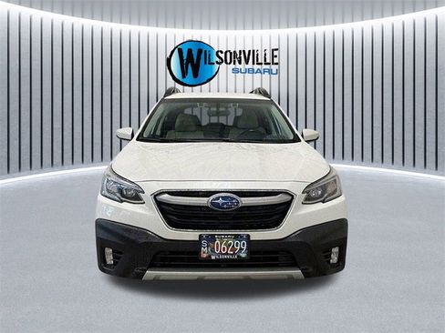 Used 2022 Subaru Outback Limited image 4