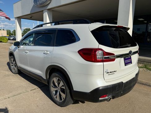 Used 2022 Subaru Ascent Premium AWD/4WD image 8