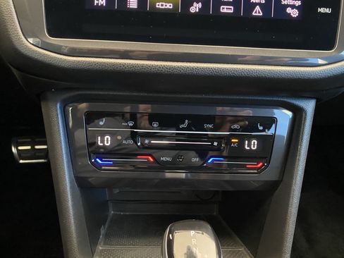 Used 2023 Volkswagen Tiguan SE R-Line FWD image 24