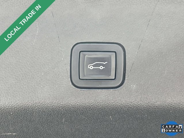 Used 2022 GMC Yukon AT4 w/ Technology Package AWD/4WD image 14