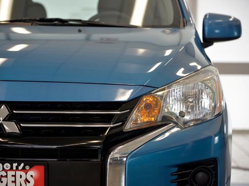 Used 2024 Mitsubishi Mirage ES FWD image 12