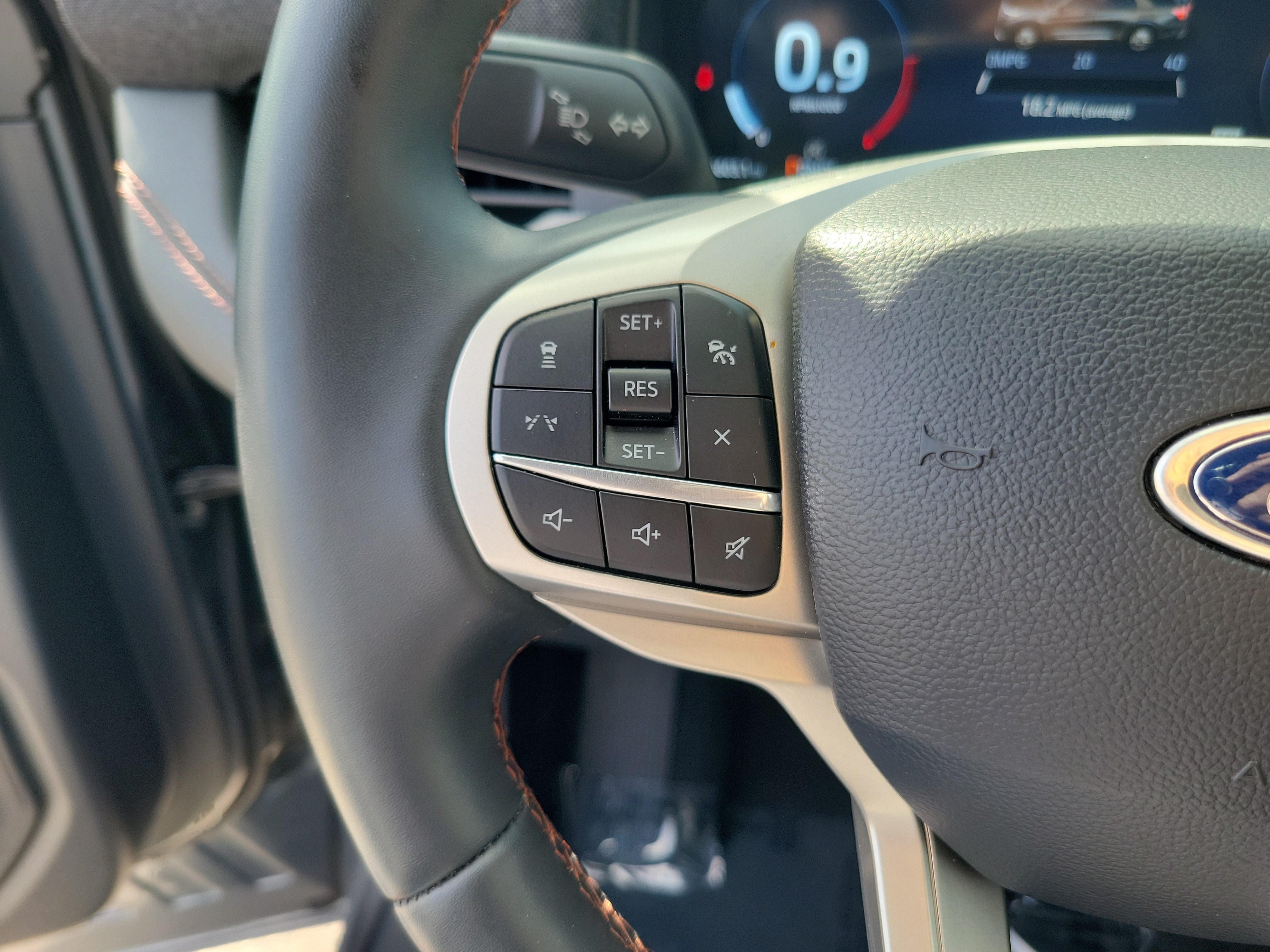 Certified 2025 Ford Explorer Active w/ Active Comfort Package RWD image 20