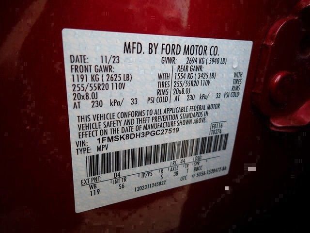 Used 2023 Ford Explorer XLT w/ Equipment Group 202A AWD/4WD image 19