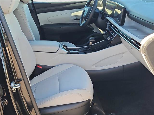 Used 2025 Hyundai Tucson SEL FWD image 20