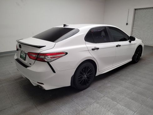 Used 2019 Toyota Camry SE image 9