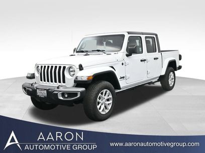 Used 2023 Jeep Gladiator Sport