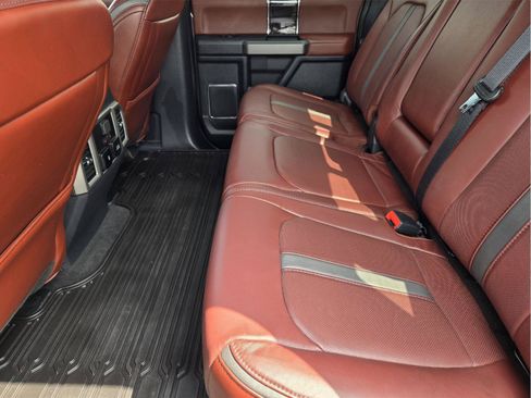 Used 2022 Ford F250 Platinum w/ Tremor Off-Road Package AWD/4WD image 29