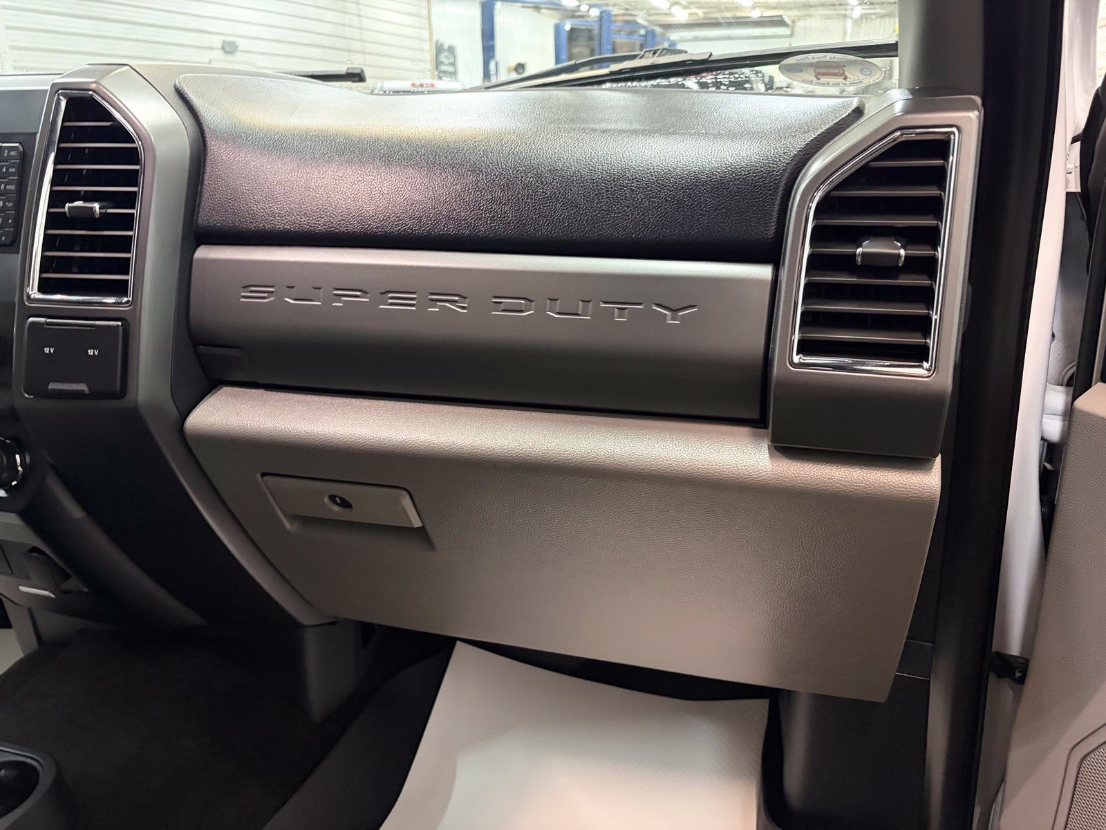 Used 2018 Ford F250 XLT AWD/4WD image 30
